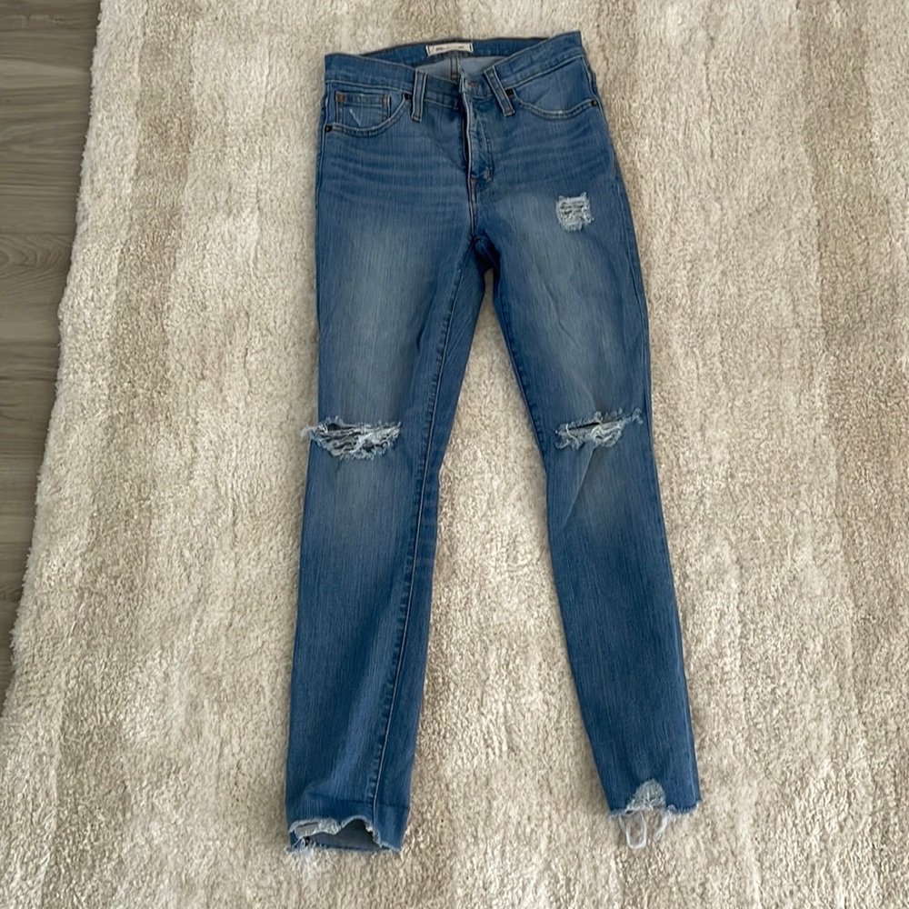 Madewell destroyed 9 inch high riser